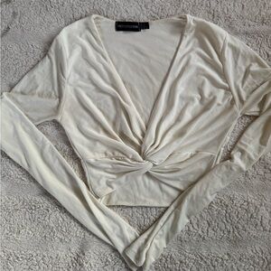 PRETTY LITTLE THING KNOTTED CROPPED LONG SLEEVE SHIRT SIZE 4 XS